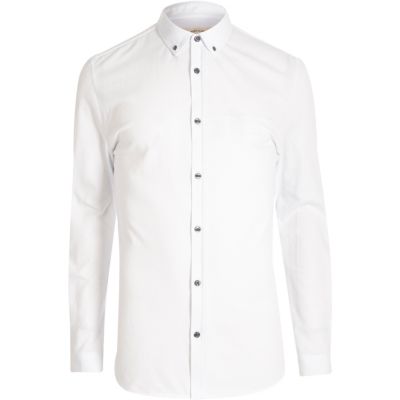White muscle fit casual shirt